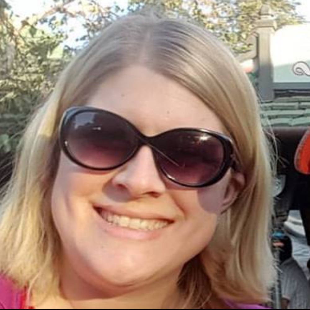 Meet your Posher, Melanie